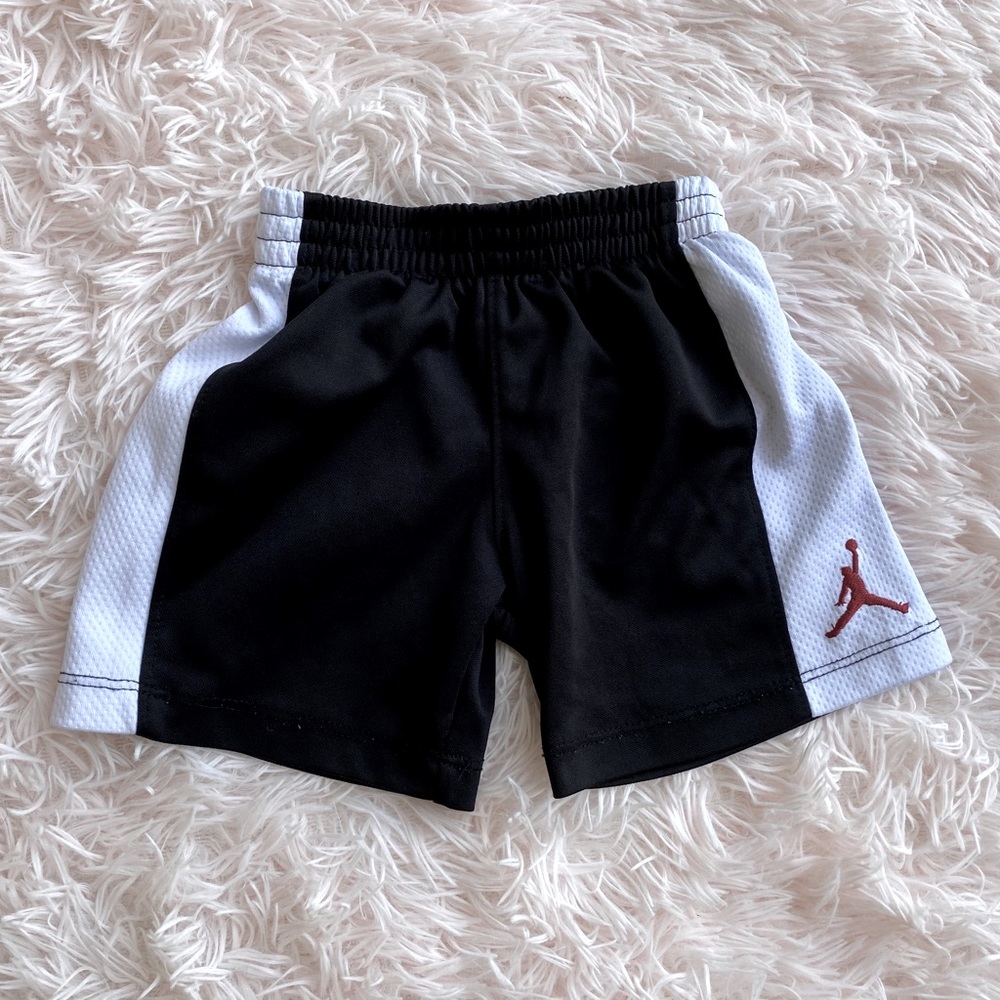 18-24 months NIKE JORDAN SHORTS baby / toddler